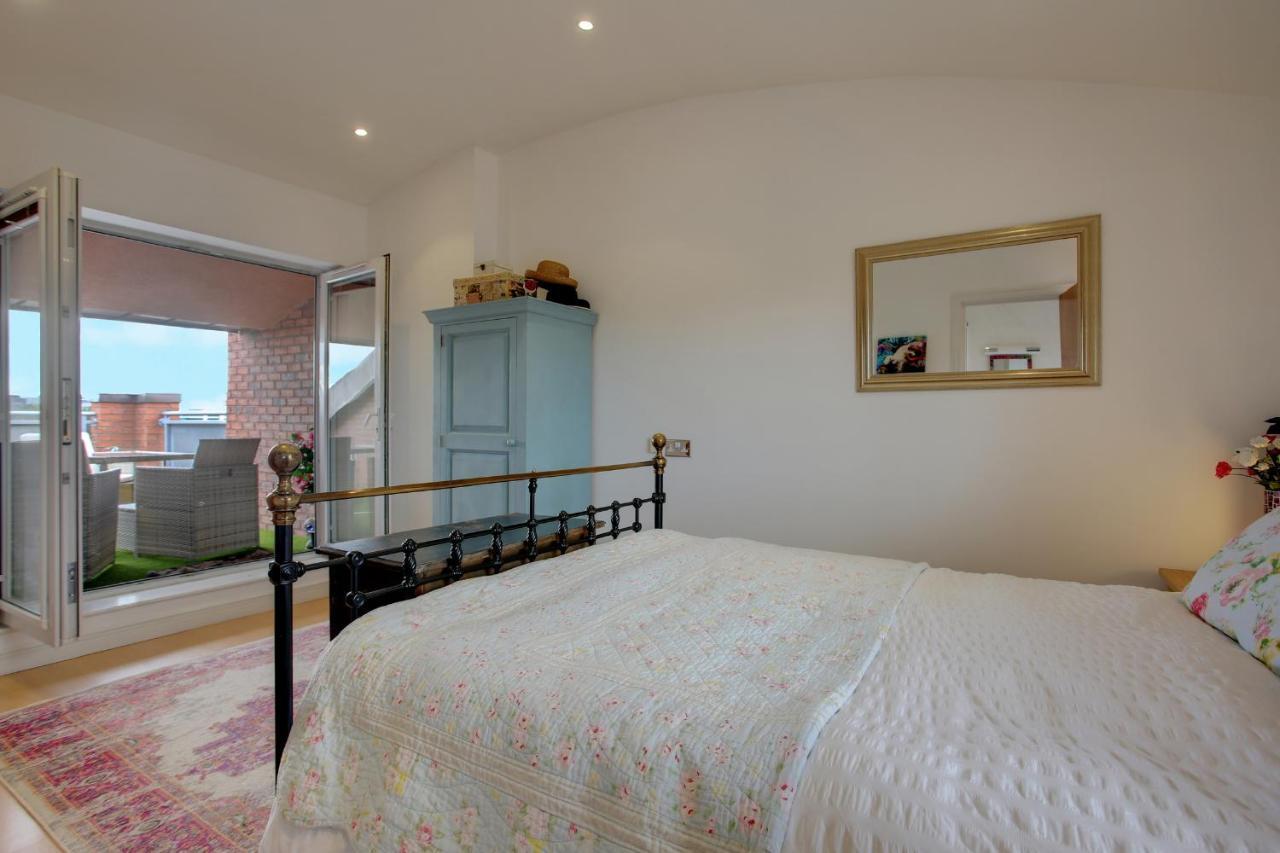 Beautiful Duplex Penthouse - Roof Garden, Views, Parking Lejlighed Newcastle upon Tyne Eksteriør billede