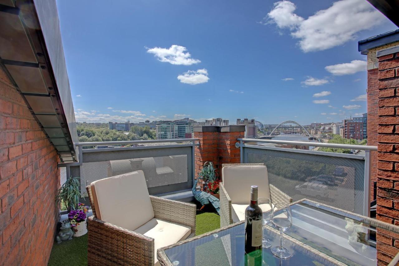 Beautiful Duplex Penthouse - Roof Garden, Views, Parking Lejlighed Newcastle upon Tyne Eksteriør billede