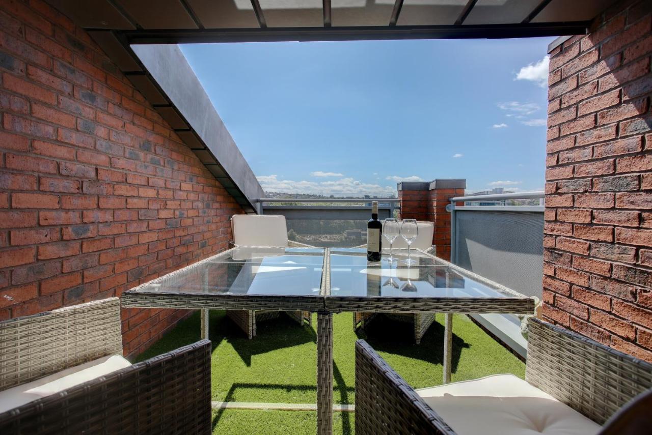 Beautiful Duplex Penthouse - Roof Garden, Views, Parking Lejlighed Newcastle upon Tyne Eksteriør billede